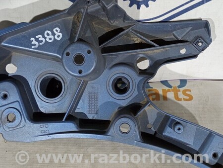 ФОТО Кронштейн крыла переднего правого Кронштейн крила переднього для Volvo XC60 Киев