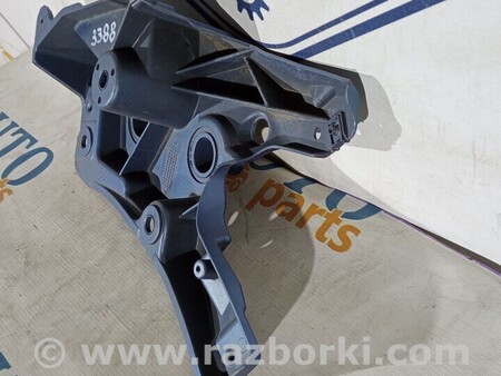 ФОТО Кронштейн крыла переднего правого Кронштейн крила переднього для Volvo XC60 Киев