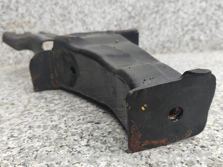 ФОТО Кронштейн усилителя бампера правый для Volvo XC60 Киев