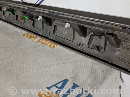 ФОТО Молдинг задней правой двери нижний Нижній молдинг для Volvo XC60 Киев