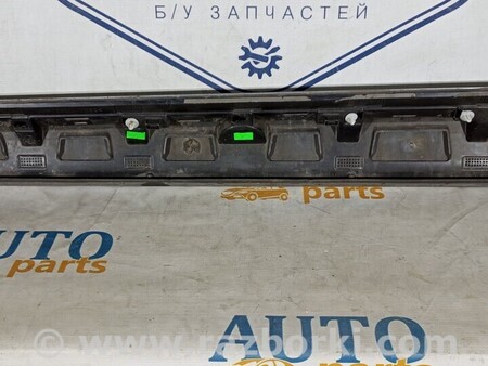 ФОТО Молдинг задней правой двери нижний Нижній молдинг для Volvo XC60 Киев