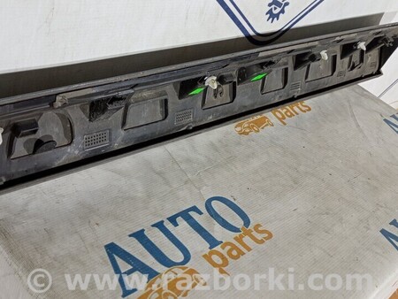 ФОТО Молдинг задней правой двери нижний Нижній молдинг для Volvo XC60 Киев