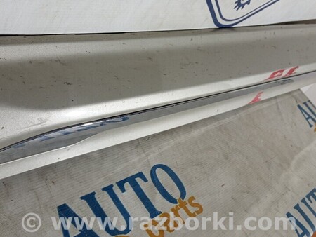 ФОТО Молдинг задней правой двери нижний Нижній молдинг для Volvo XC60 Киев