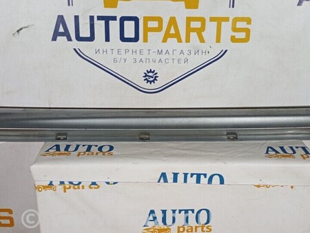 ФОТО Накладка лівого порога для Volvo XC60 Киев