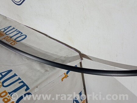 ФОТО Ущільнювач лобового скла для Volvo XC60 Киев