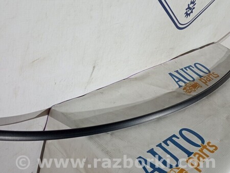 ФОТО Ущільнювач лобового скла для Volvo XC60 Киев