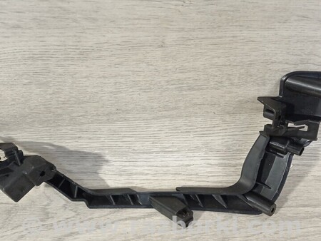 ФОТО Рест Кронштейн крепления фары передней правой для Volvo XC90 Киев