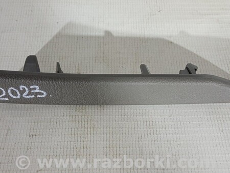 ФОТО НАКЛАДАННЯ ПЕРЕДНІЙ ПРАВОЇ ДВЕРІ для Jaguar XE Киев