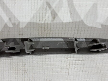 ФОТО НАКЛАДАННЯ ПЕРЕДНІЙ ПРАВОЇ ДВЕРІ для Jaguar XE Киев