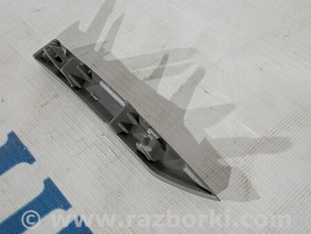 ФОТО НАКЛАДАННЯ ПЕРЕДНІЙ ПРАВОЇ ДВЕРІ для Jaguar XE Киев