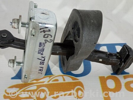 ФОТО Обмежувач дверей передньої лівої для Jaguar XE Київ