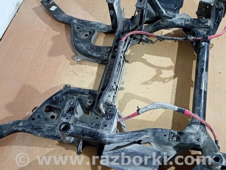 ФОТО Передня балка підрамник для Jaguar XE Киев