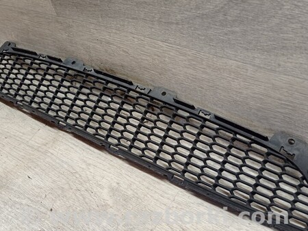 ФОТО Решетка радиатора бампера переднего центральная нижняя для BMW Z4 Киев