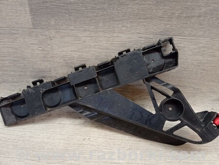 ФОТО Кронштейн кріплення направляюча заднього бампера права для Opel Zafira Киев