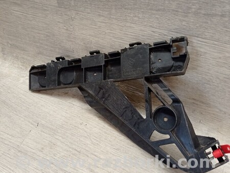 ФОТО Кронштейн кріплення направляюча заднього бампера права для Opel Zafira Киев