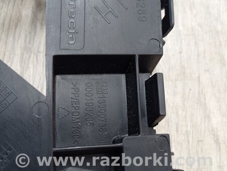 ФОТО Новий Оригінальний Кронштейн кріплення направляюча заднього бампера для Opel Zafira Киев