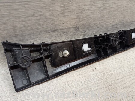 ФОТО Кронштейн кріплення направляюча порога задній лівий для Renault ZOE (2012-...) Киев