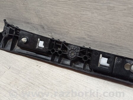 ФОТО Кронштейн кріплення направляюча порога задній лівий для Renault ZOE (2012-...) Киев