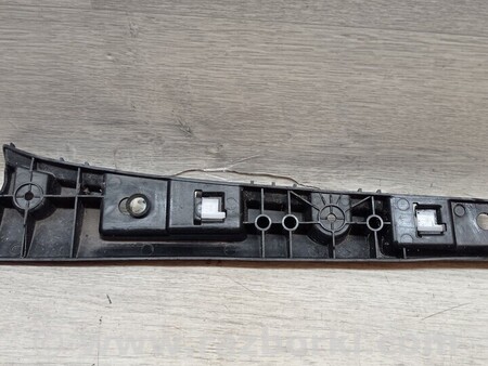 ФОТО Кронштейн кріплення направляюча порога задній лівий для Renault ZOE (2012-...) Киев