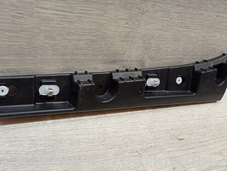 ФОТО Кронштейн кріплення направляюча порога задній лівий для Renault ZOE (2012-...) Киев