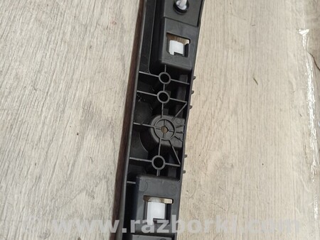 ФОТО Кронштейн кріплення направляюча порога задній лівий для Renault ZOE (2012-...) Киев