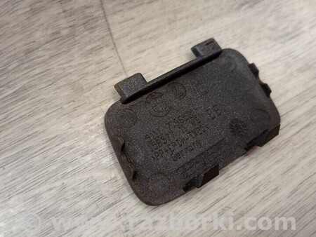 ФОТО Заглушка бампера буксировочного крюка передняя для BMW 1-Series (все года выпуска) Киев