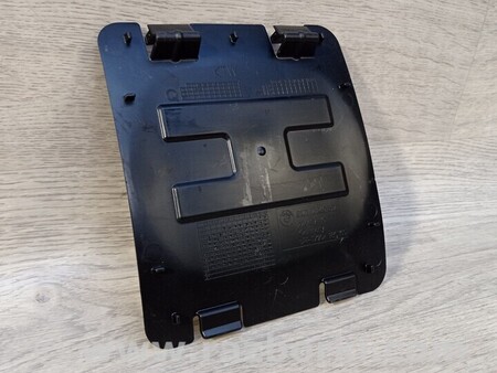 ФОТО Заглушка Подкрылка переднего левая правая для BMW 1-Series (все года выпуска) Киев