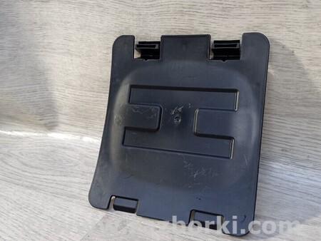 ФОТО Заглушка Подкрылка переднего левая правая для BMW 1-Series (все года выпуска) Киев