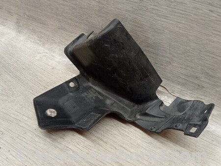 ФОТО Кожух пильник накладка рульового механізма ліва для BMW 1-Series (все года выпуска) Киев