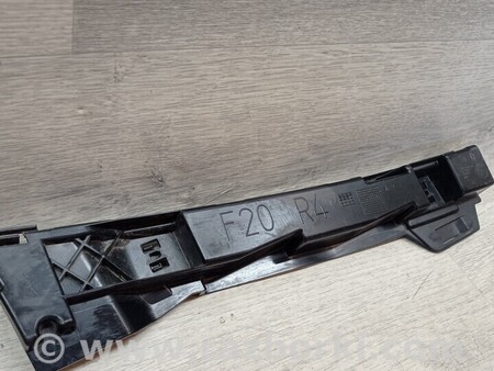 ФОТО Кронштейн кріплення накладки порога правий для BMW 1-Series (все года выпуска) Киев