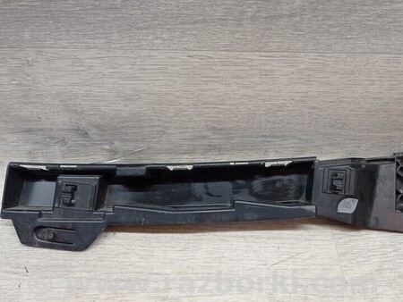 ФОТО Кронштейн кріплення накладки порога правий для BMW 1-Series (все года выпуска) Киев