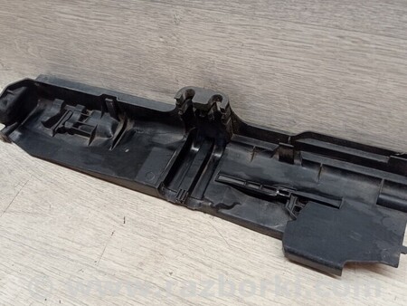 ФОТО Кронштейн кріплення направляюча модуля радіатора лівий Деф для BMW 1-Series (все года выпуска) Киев