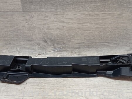 ФОТО Кронштейн кріплення направляюча порога лівий для BMW 1-Series (все года выпуска) Киев