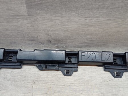 ФОТО Кронштейн кріплення направляюча порога лівий для BMW 1-Series (все года выпуска) Киев