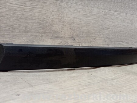 ФОТО Молдинг листва накладка переднього бампера лівий для BMW 1-Series (все года выпуска) Киев