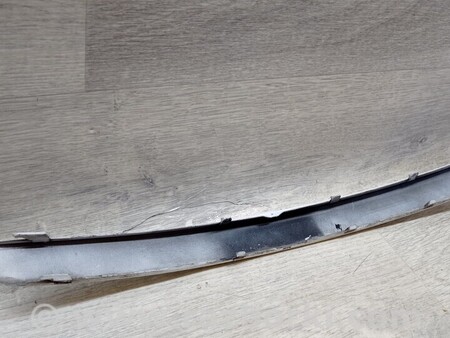 ФОТО Молдинг листва накладка переднього бампера лівий для BMW 1-Series (все года выпуска) Киев