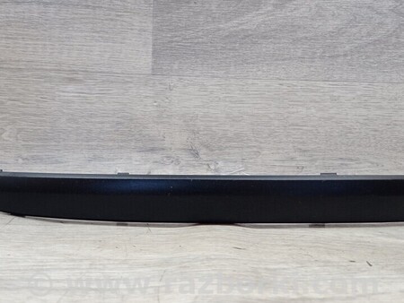 ФОТО Молдинг листва накладка переднього бампера правий для BMW 1-Series (все года выпуска) Киев
