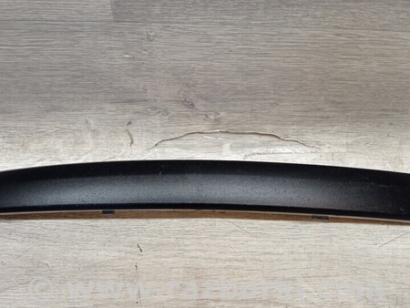 ФОТО Молдинг листва накладка переднього бампера правий для BMW 1-Series (все года выпуска) Киев