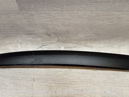 ФОТО Молдинг листва накладка переднього бампера правий для BMW 1-Series (все года выпуска) Киев