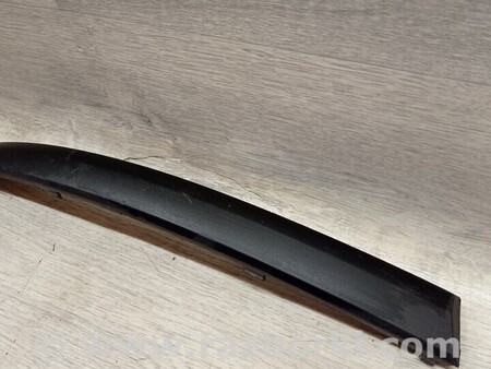 ФОТО Молдинг листва накладка переднього бампера правий для BMW 1-Series (все года выпуска) Киев