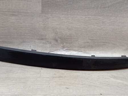 ФОТО Молдинг листва накладка переднього бампера правий для BMW 1-Series (все года выпуска) Киев