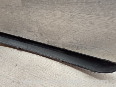 ФОТО Молдинг листва накладка переднього бампера правий для BMW 1-Series (все года выпуска) Киев