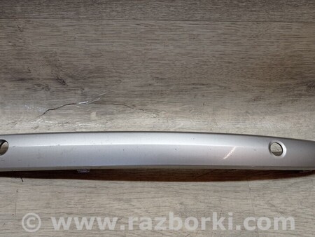 ФОТО Молдинг накладка переднього бампера лівий для BMW 1-Series (все года выпуска) Киев