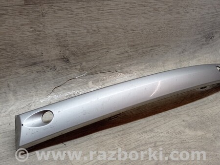 ФОТО Молдинг накладка переднього бампера лівий для BMW 1-Series (все года выпуска) Киев