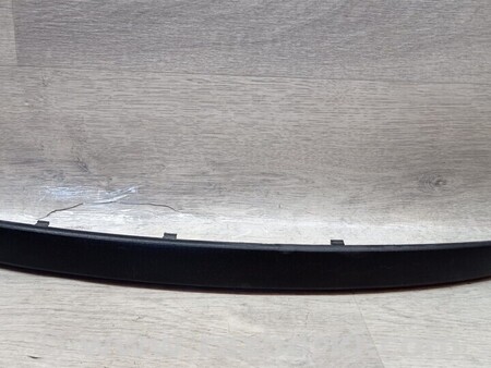 ФОТО Молдинг накладка переднього бампера права для BMW 1-Series (все года выпуска) Киев