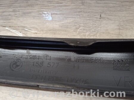 ФОТО Молдинг накладка переднього бампера права для BMW 1-Series (все года выпуска) Киев