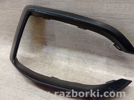 ФОТО Накладка рамка решітки переднього бампера права для BMW 1-Series (все года выпуска) Киев