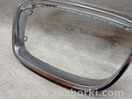 ФОТО Ноздря рамка хром решітка радіатора ліва для BMW 1-Series (все года выпуска) Киев