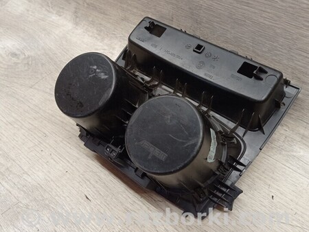 ФОТО Підстаканник тримач чашок центральної консолі для BMW 1-Series (все года выпуска) Киев