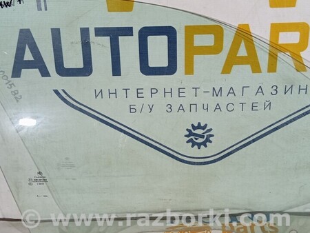 ФОТО Скло правих передніх дверей для BMW 1-Series (все года выпуска) Киев